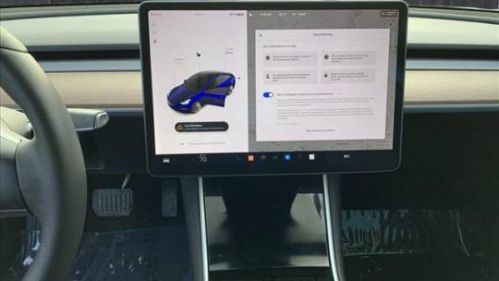 2019 Tesla Model 3 5YJ3E1EB1KF521716