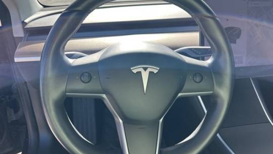 2019 Tesla Model 3 5YJ3E1EB8KF191170