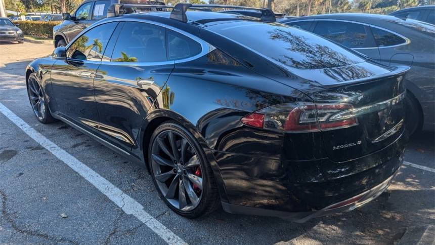 2014 Tesla Model S 5YJSA1H19EFP44651