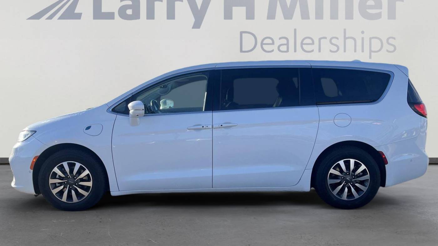 2022 Chrysler Pacifica 2C4RC1L71NR121341