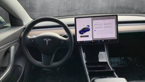 2019 Tesla Model 3 5YJ3E1EB1KF521716