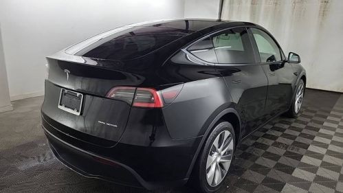 2021 Tesla Model Y 5YJYGDEE9MF099497