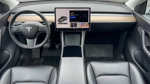 2020 Tesla Model Y 5YJYGDEE0LF006770