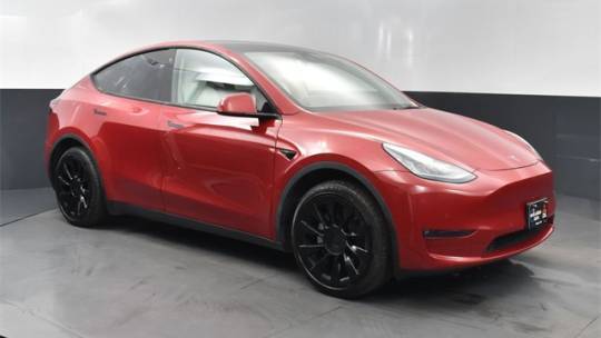 2021 Tesla Model Y 5YJYGDEE1MF195592