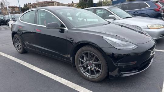 2019 Tesla Model 3 5YJ3E1EA8KF321584