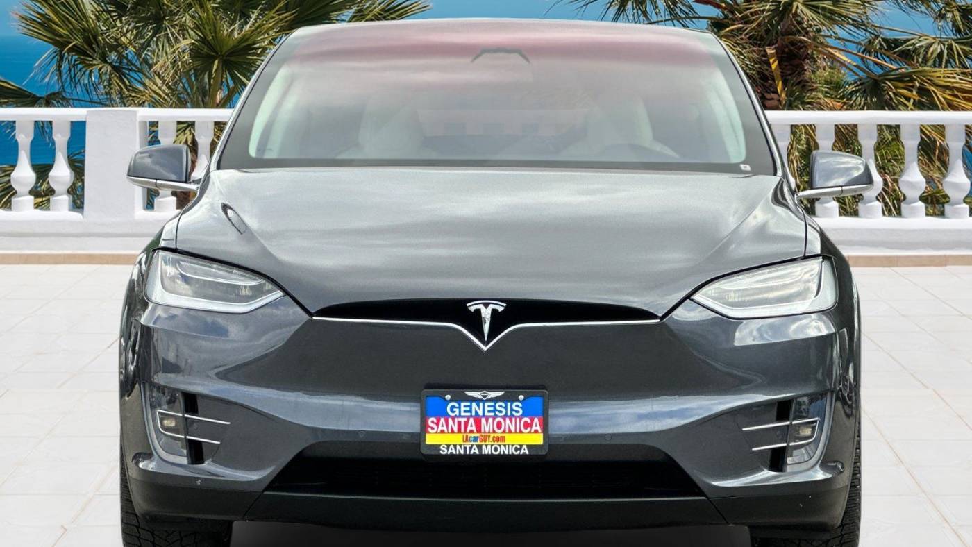 2017 Tesla Model X 5YJXCDE20HF066648