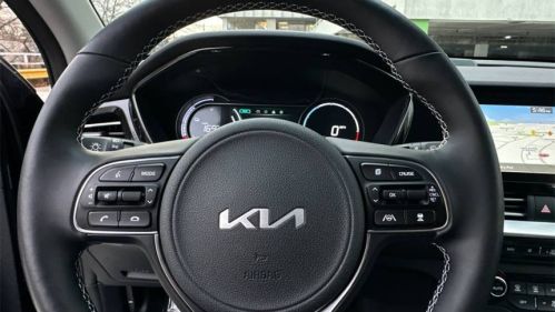 2022 Kia NIRO EV KNDCC3LG5N5142207