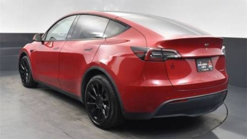 2021 Tesla Model Y 5YJYGDEE1MF195592