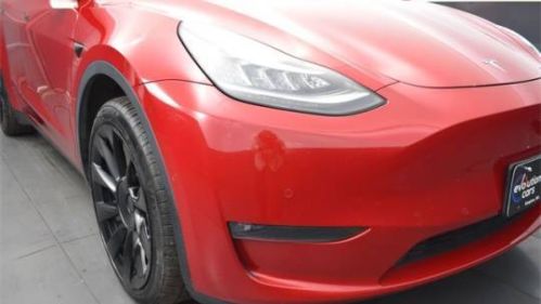 2021 Tesla Model Y 5YJYGDEE1MF195592