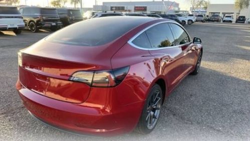 2018 Tesla Model 3 5YJ3E1EA3JF159555