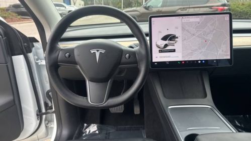 2021 Tesla Model Y 5YJYGDEE9MF177325