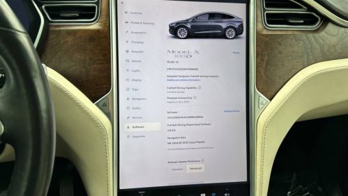 2017 Tesla Model X 5YJXCDE20HF066648