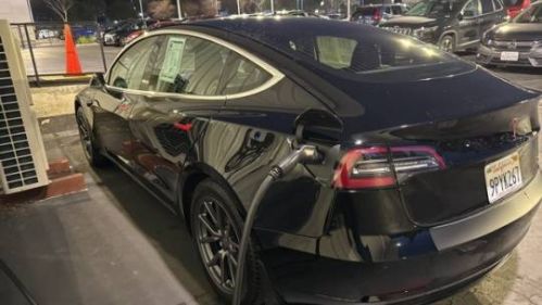 2019 Tesla Model 3 5YJ3E1EA8KF321584