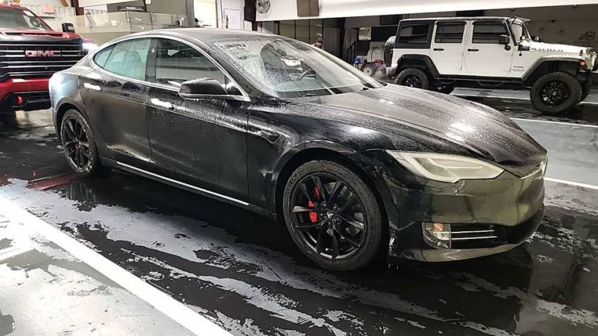 2018 Tesla Model S 5YJSA1E44JF274425