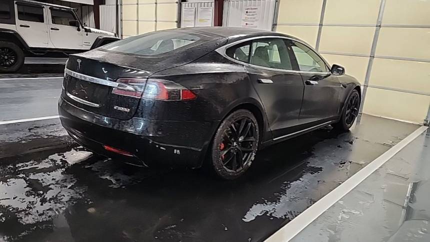 2018 Tesla Model S 5YJSA1E44JF274425