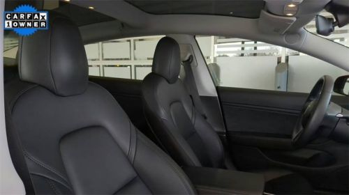 2018 Tesla Model 3 5YJ3E1EB8JF083601