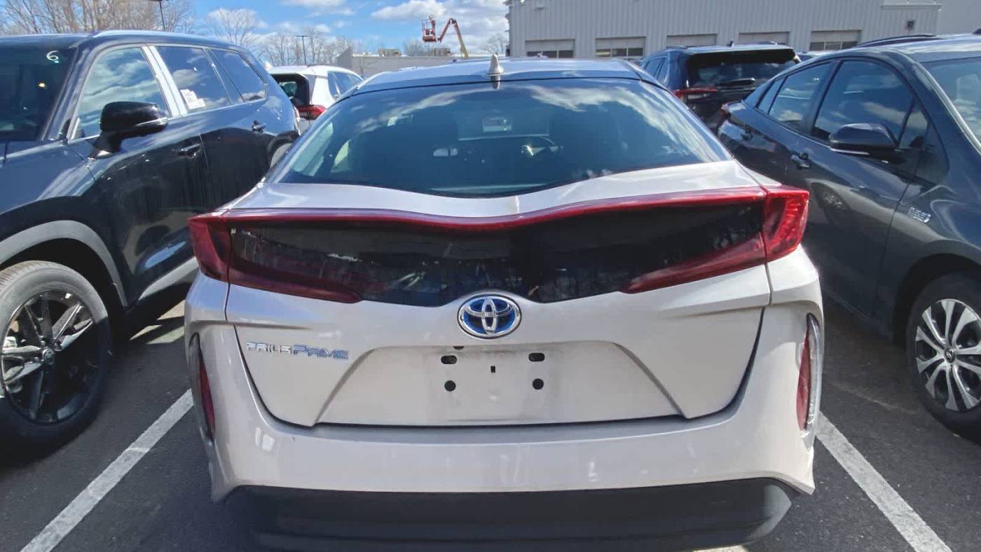 2021 Toyota Prius Prime JTDKAMFP5M3179514