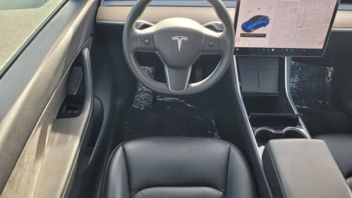 2020 Tesla Model Y 5YJYGDEE7LF054184