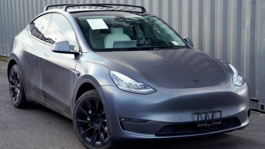 2020 Tesla Model Y 5YJYGDEE1LF021942