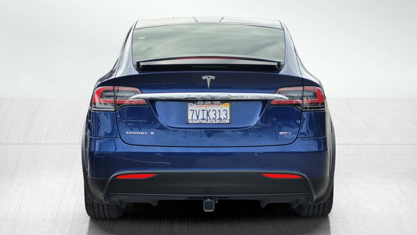 2016 Tesla Model X 5YJXCBE29GF019010