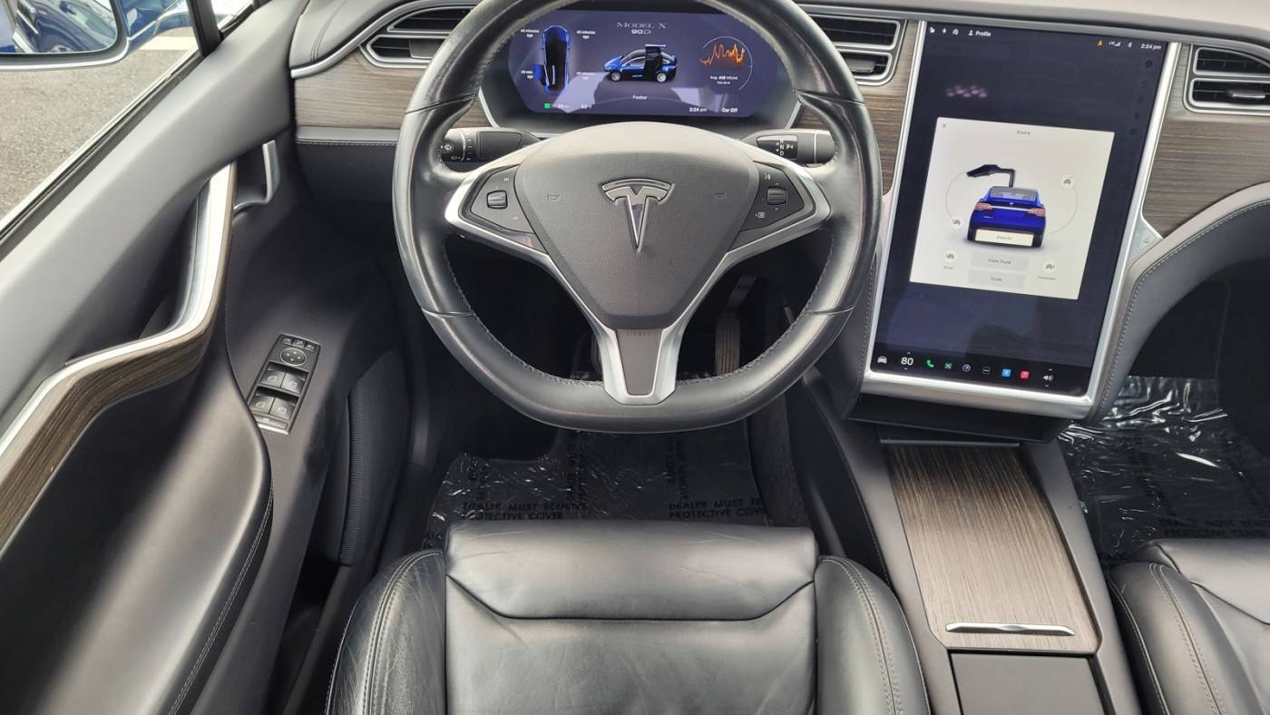 2016 Tesla Model X 5YJXCBE29GF019010