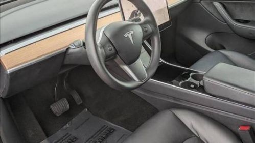 2020 Tesla Model Y 5YJYGDEE8LF048877