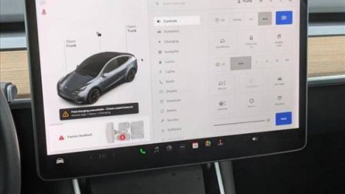 2020 Tesla Model Y 5YJYGDEE8LF048877