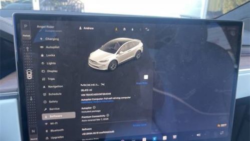 2022 Tesla Model X 7SAXCAE5XNF364048