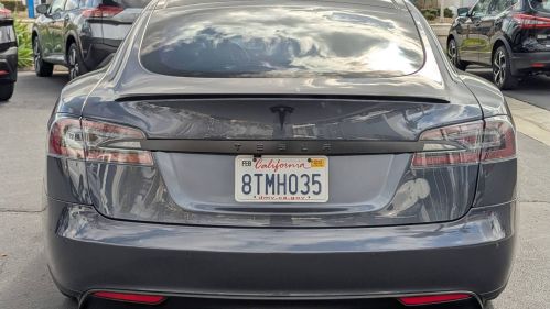 2015 Tesla Model S 5YJSA1H47FF081110