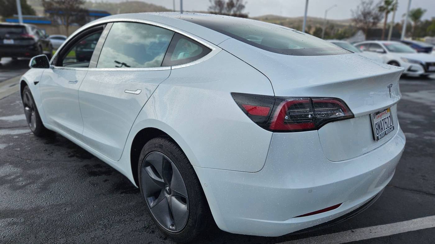 2019 Tesla Model 3 5YJ3E1EA3KF485194