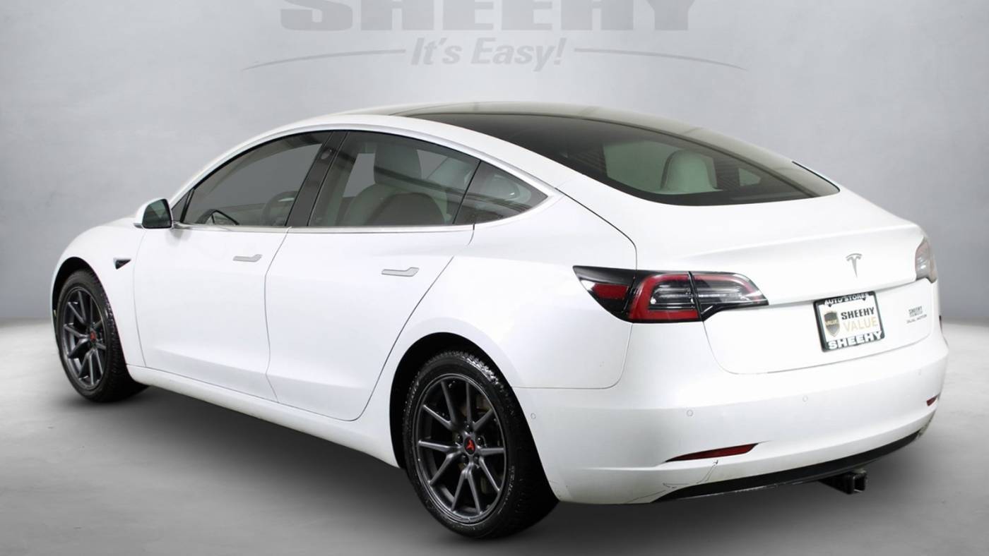 2019 Tesla Model 3 5YJ3E1EB7KF213594