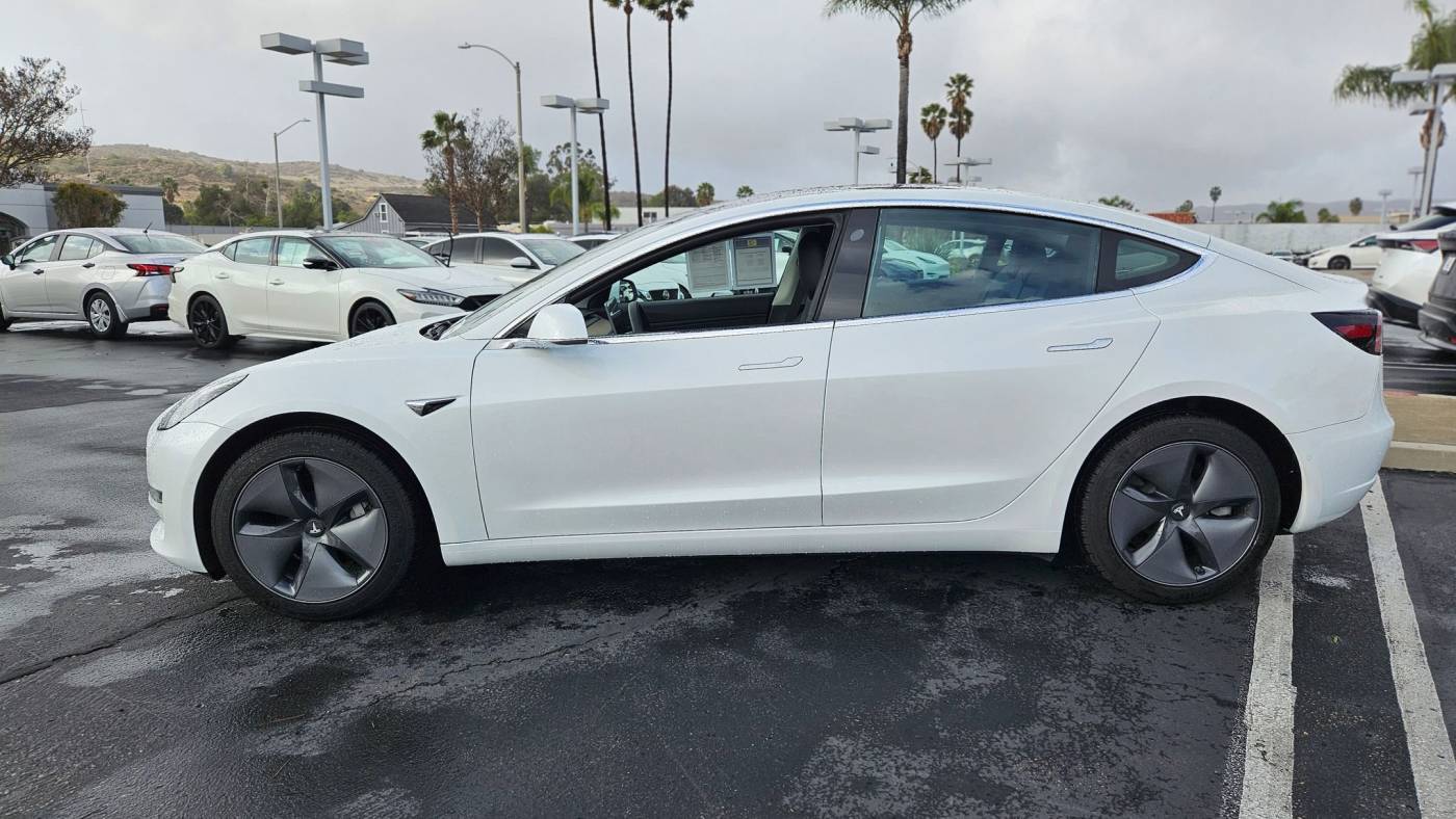 2019 Tesla Model 3 5YJ3E1EA3KF485194