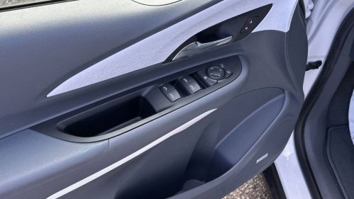 2018 Chevrolet Bolt 1G1FX6S00J4133396