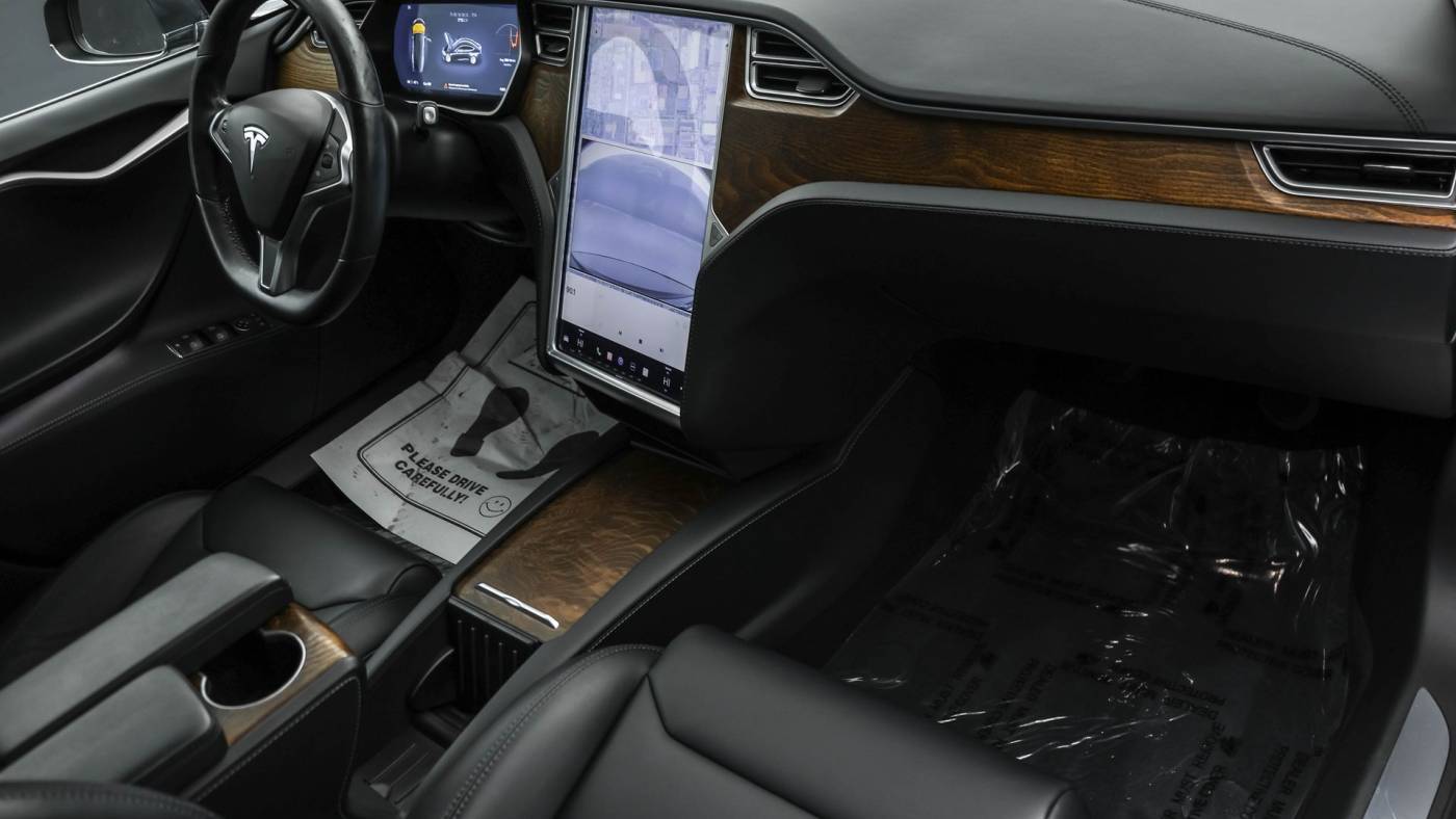 2017 Tesla Model S 5YJSA1E20HF218328