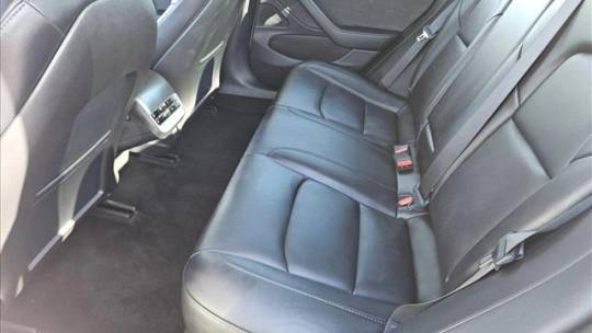 2018 Tesla Model 3 5YJ3E1EA1JF126585