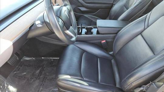 2018 Tesla Model 3 5YJ3E1EA1JF126585