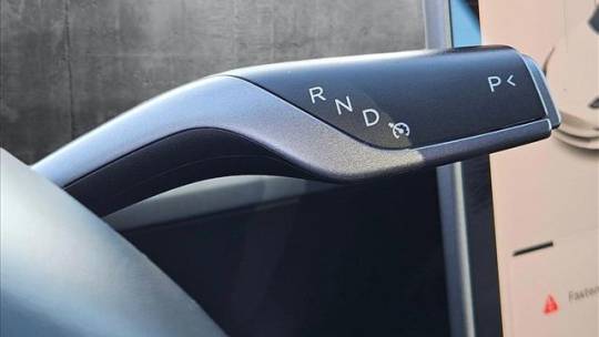 2018 Tesla Model 3 5YJ3E1EA1JF126585