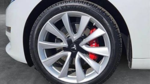 2018 Tesla Model 3 5YJ3E1EA1JF126585