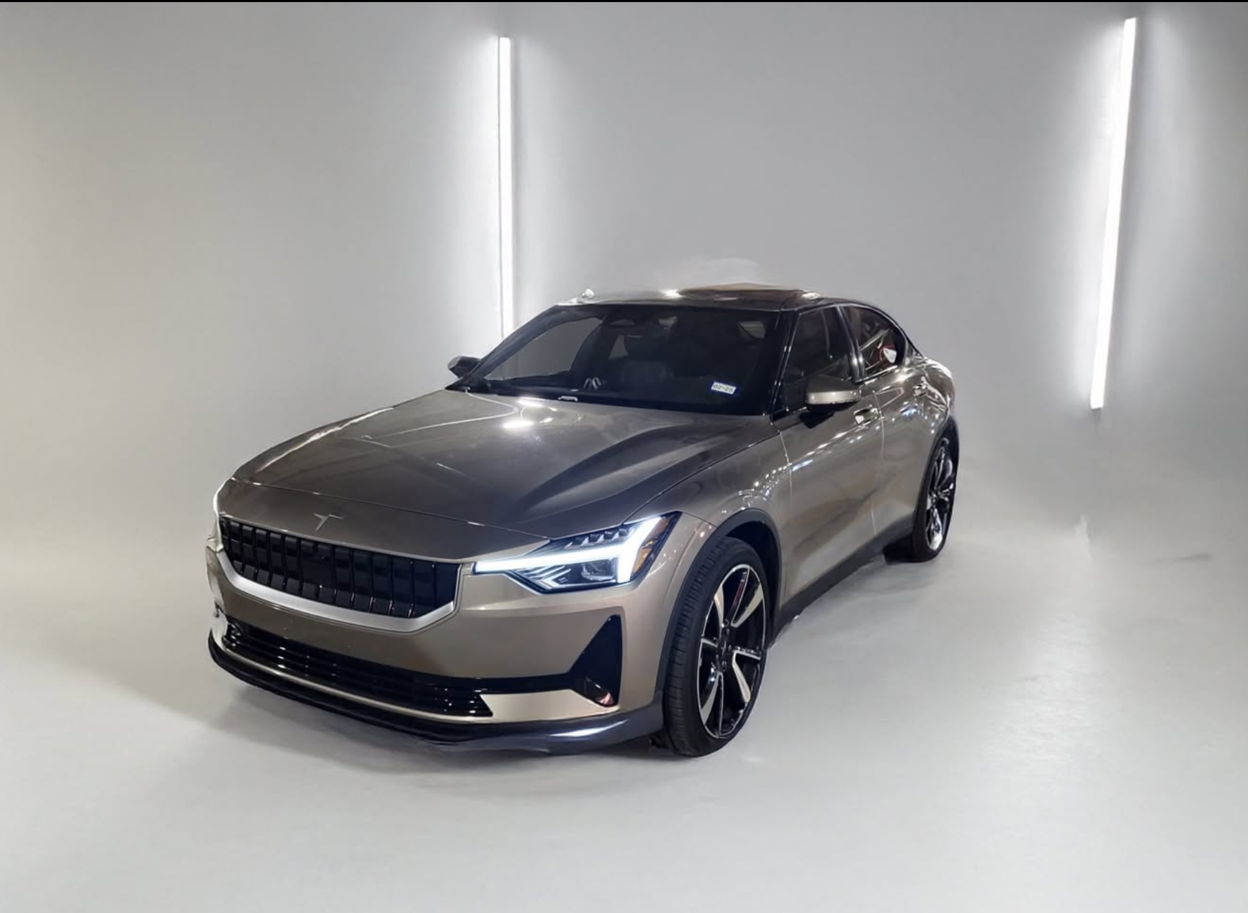 2022 Polestar 2 LPSED3KA9NL055899