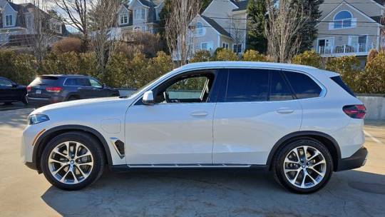 2025 BMW X5 5UX43EU00S9X01358