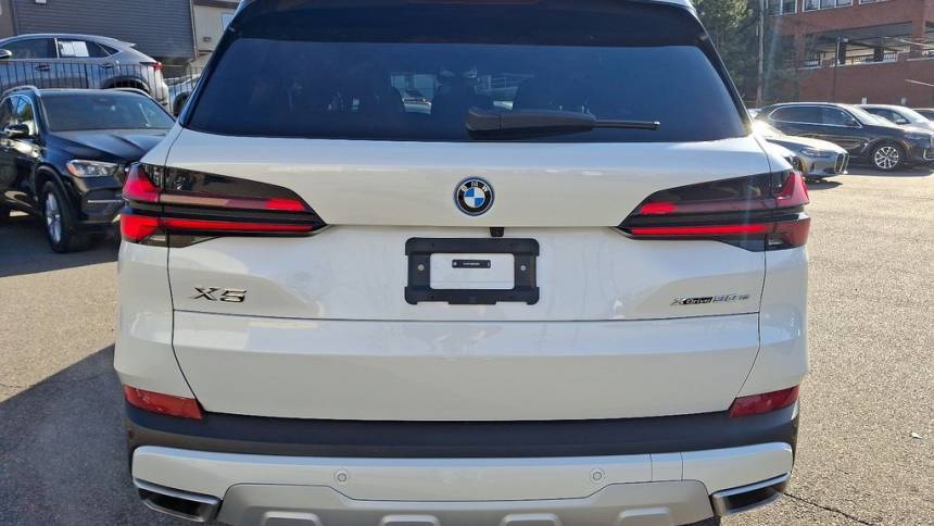 2025 BMW X5 5UX43EU00S9X00906