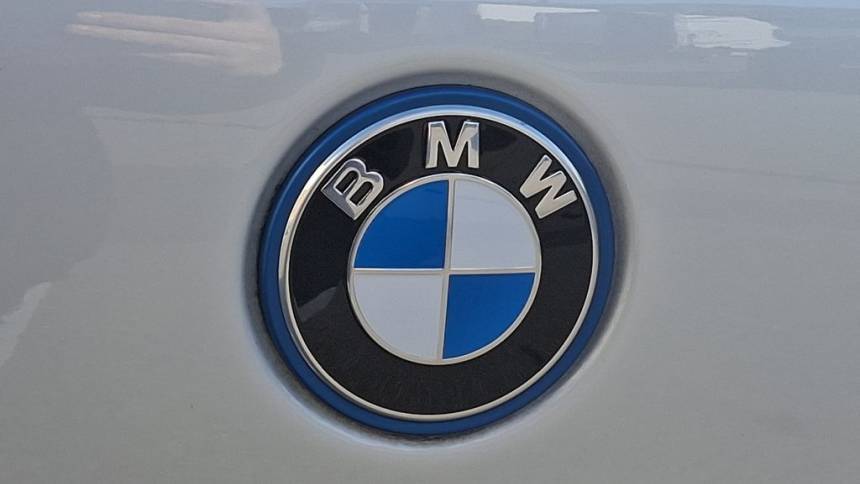 2025 BMW X5 5UX43EU00S9X00906