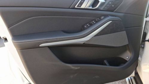 2025 BMW X5 5UX43EU00S9X00906