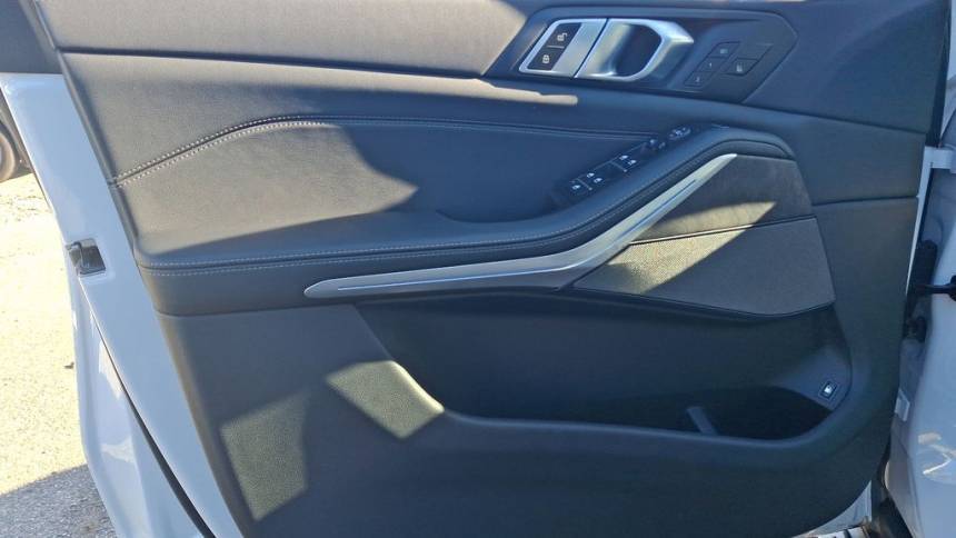 2025 BMW X5 5UX43EU01S9W99491