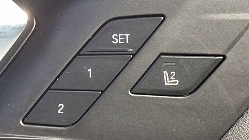 2025 BMW X5 5UX43EU01S9W99491