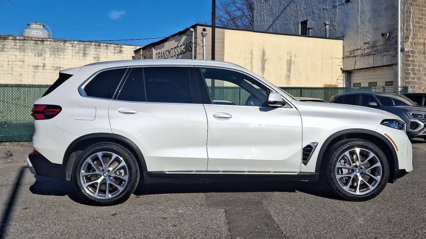 2025 BMW X5 5UX43EU01S9W99491
