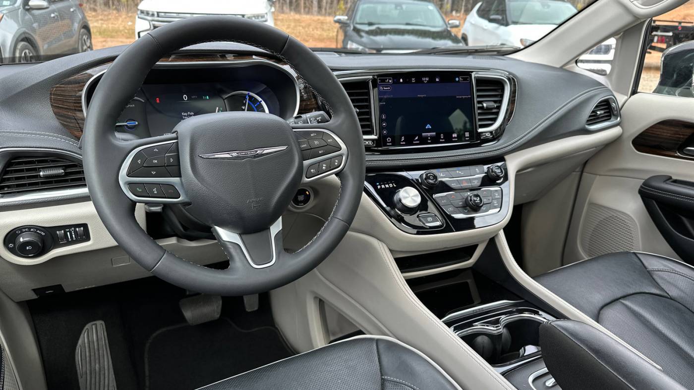 2023 Chrysler Pacifica 2C4RC1S78PR588714