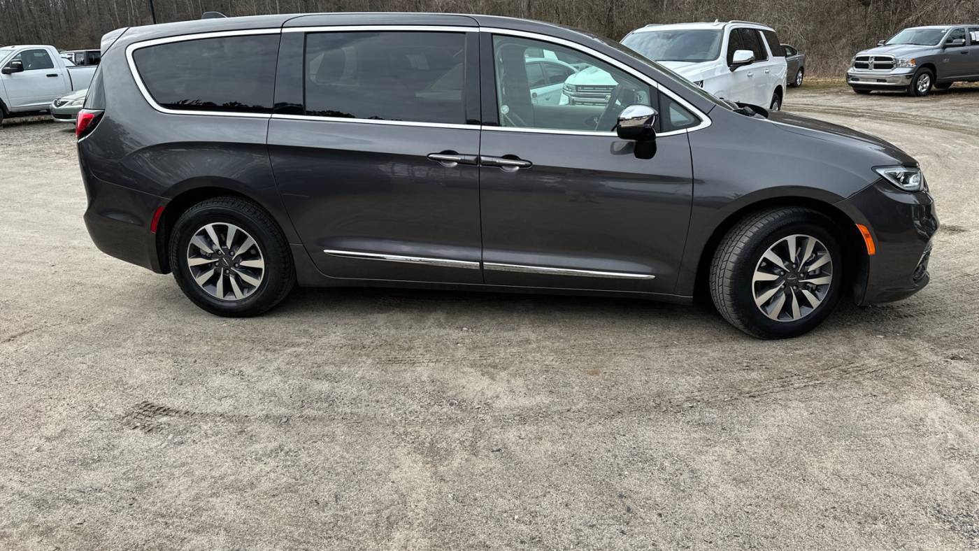 2023 Chrysler Pacifica 2C4RC1S78PR588714