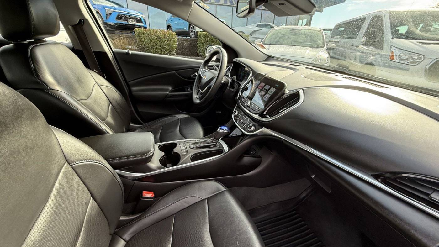 2017 Chevrolet VOLT 1G1RD6S56HU180167