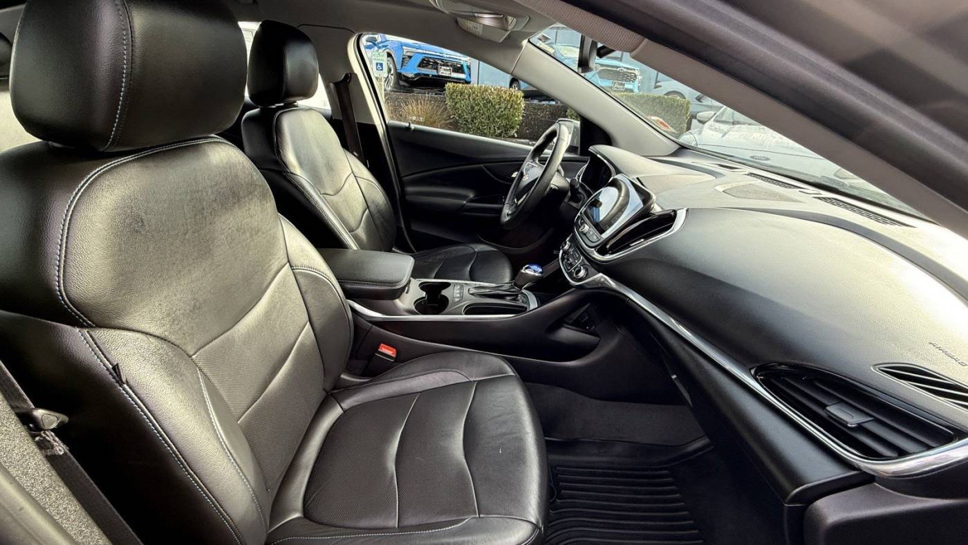 2017 Chevrolet VOLT 1G1RD6S56HU180167